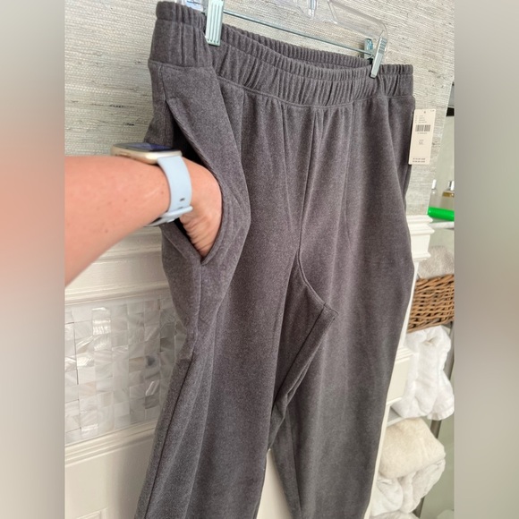 NWT new XL Anthropologie varley double soft slim cuffed pants sweatpants gray - Picture 9 of 16